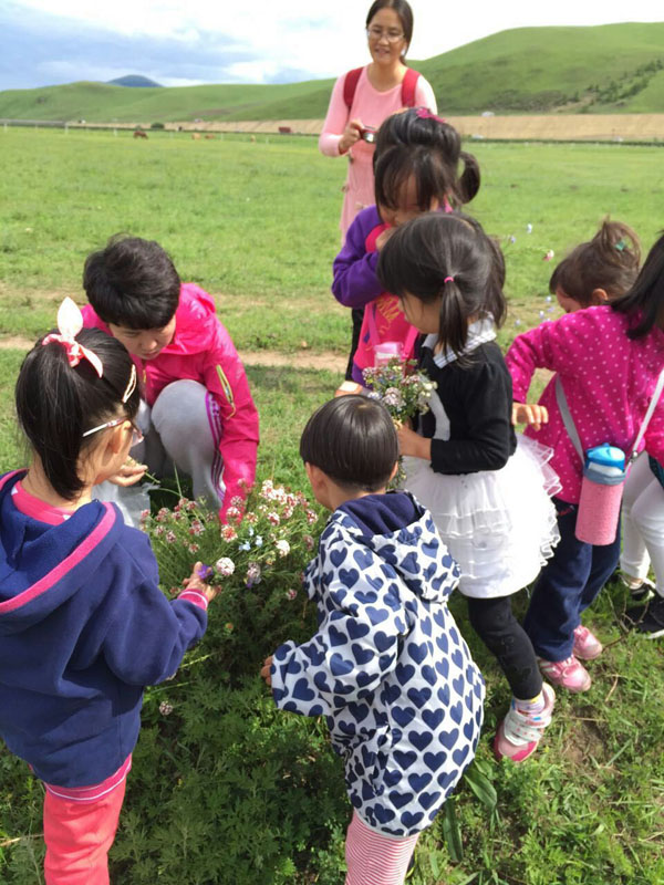 博頓創(chuàng)意幼兒園 親子壩上3日游