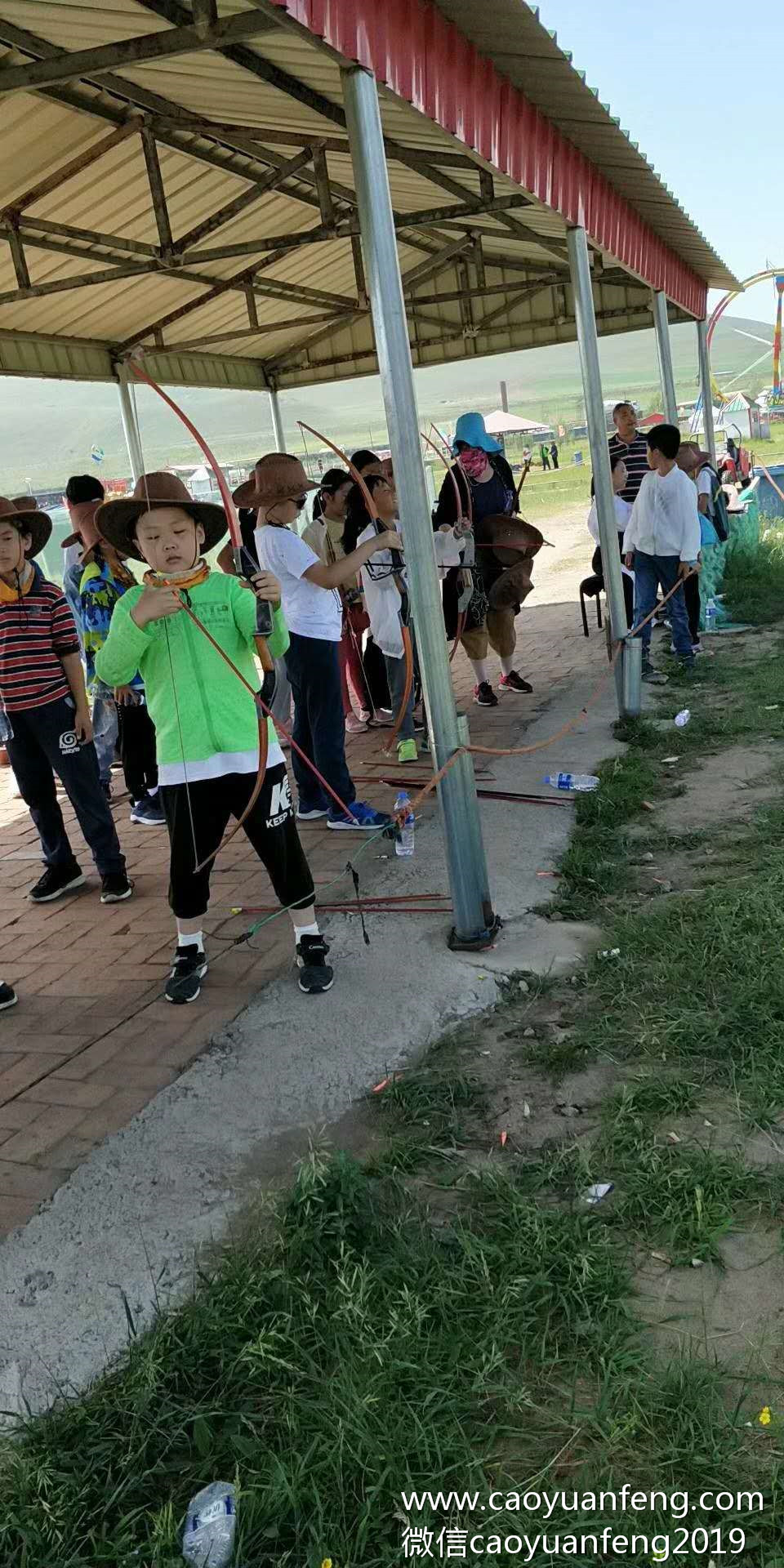 蠢魚親子書屋草原夏令營(yíng)