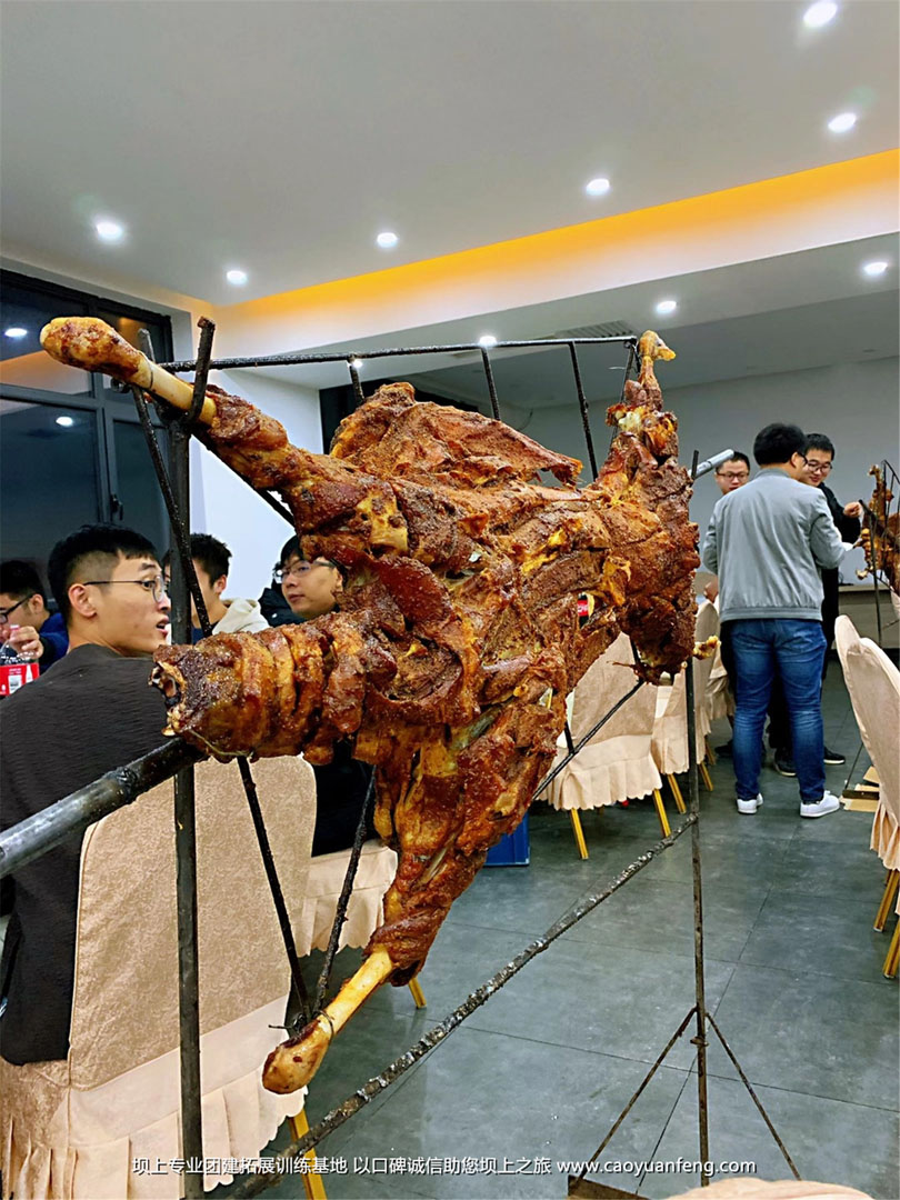 歡聚集團(tuán)壩上草原2日游團(tuán)建拓展活動策劃