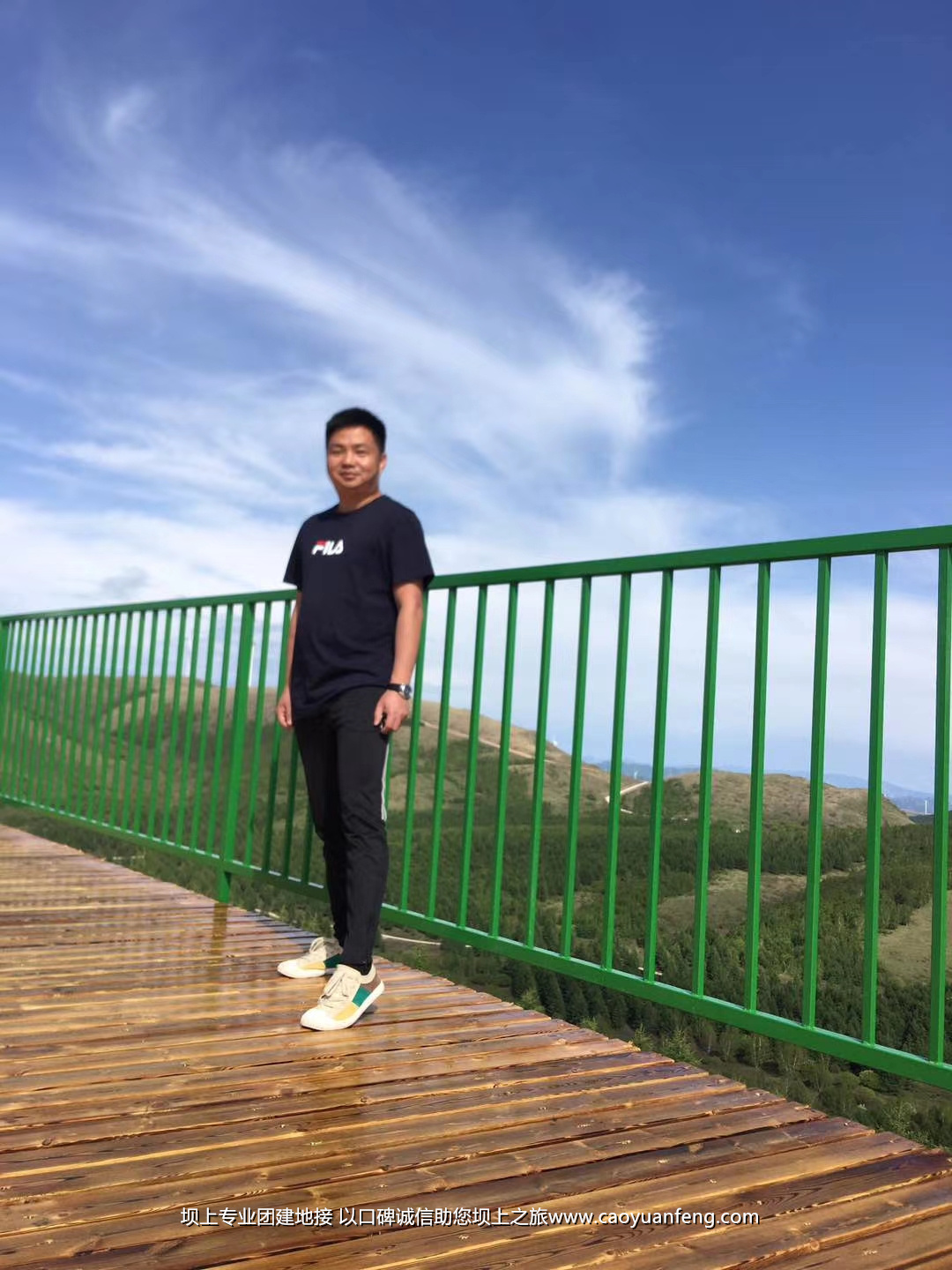 嘉華銘公司壩上草原團(tuán)建拓展