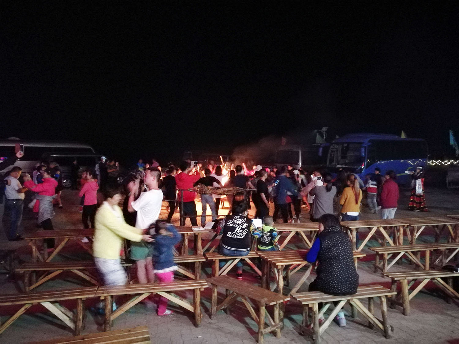 鏈家房產(chǎn) 連續(xù)七批豐寧壩上2日游團(tuán)建活動(dòng)