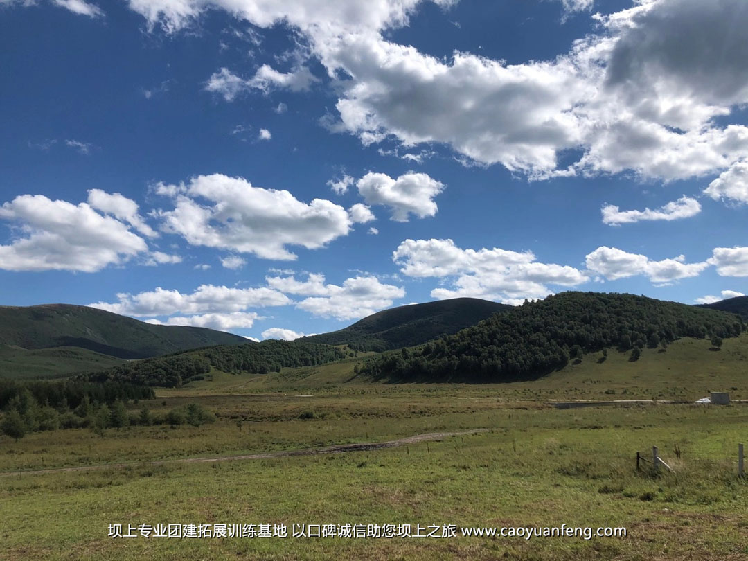 理想one汽車壩上草原團(tuán)建拓展活動(dòng)