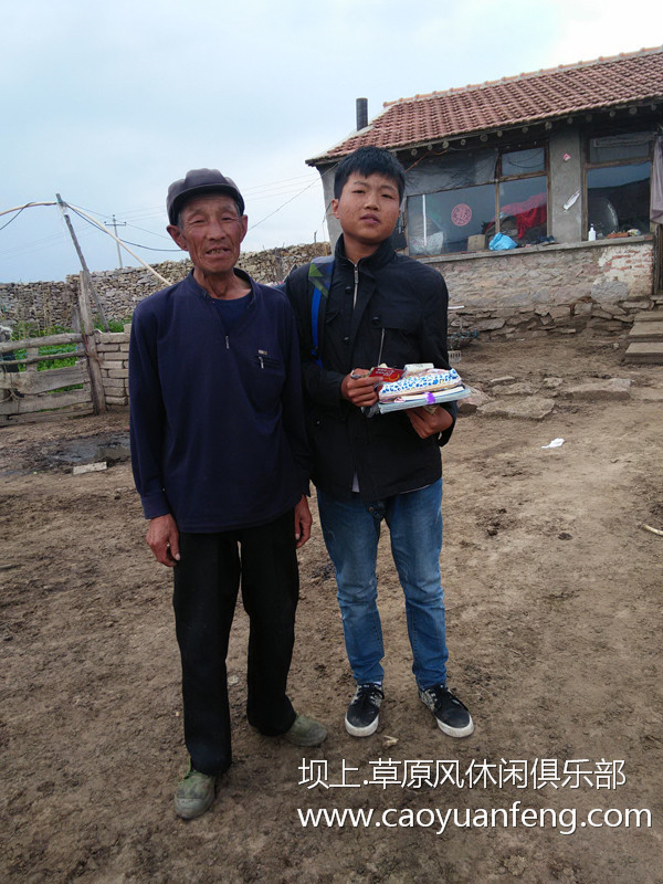 東營(yíng)城市信報(bào)小記者 2015壩上草原夏令營(yíng)