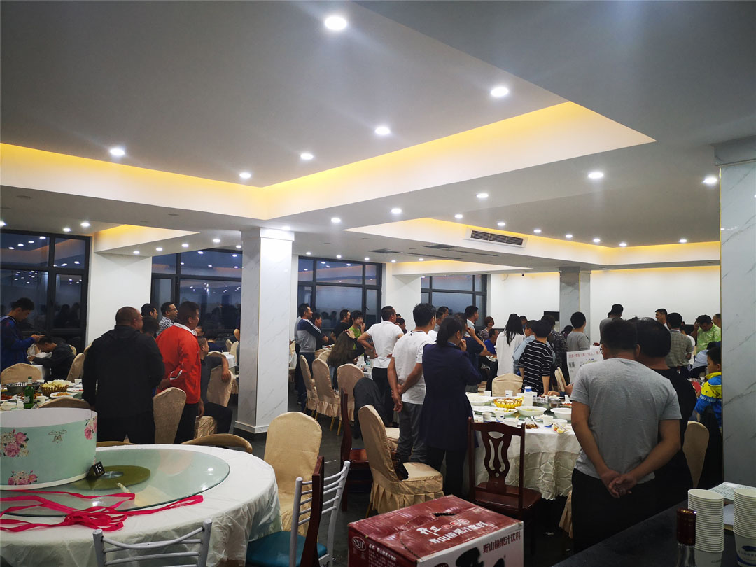 北京依諾磁磚工長草原行 壩上團建拓展3日游